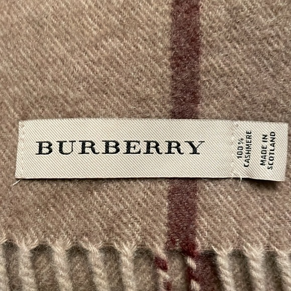 Auth Burberry 💯 Cashmere Nova Check Scarf Soft Brown Burgundy Dark Brown - Picture 9 of 9